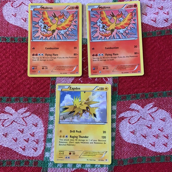 Pokémon TCG Moltres/Zapdos Bundle (3 Cards) - Picture 2 of 7